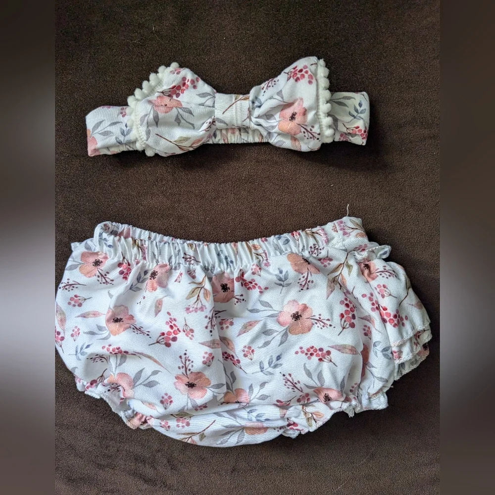 Adorable Infant Ruffle Bum Diaper Cover & Bow Set Photo Shoot Outfit